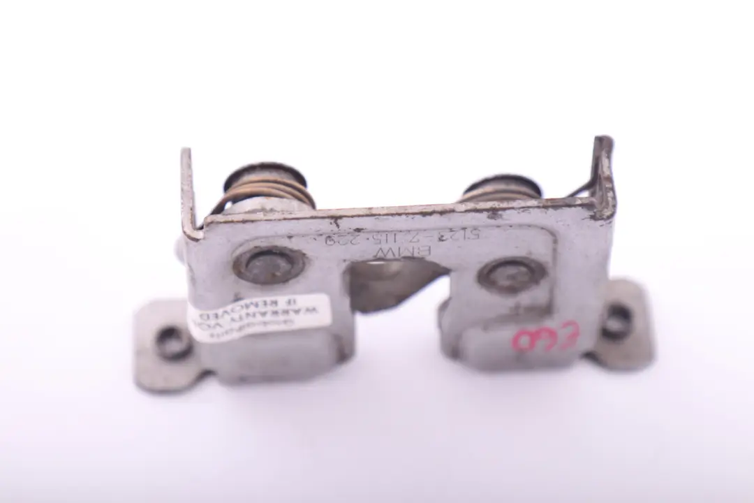 Chateau Rabat Gache Serrure De Capot Ferme pour BMW E60 E61 E81 E87 E90 E91 à propos du numéro de pièce 7115229 BMW E60 E61 E81 E87 E90 E91 Chateau Rabat Gache Serrure De Capot Ferme - SKU 7115229 - Numéro de pièce 7115229