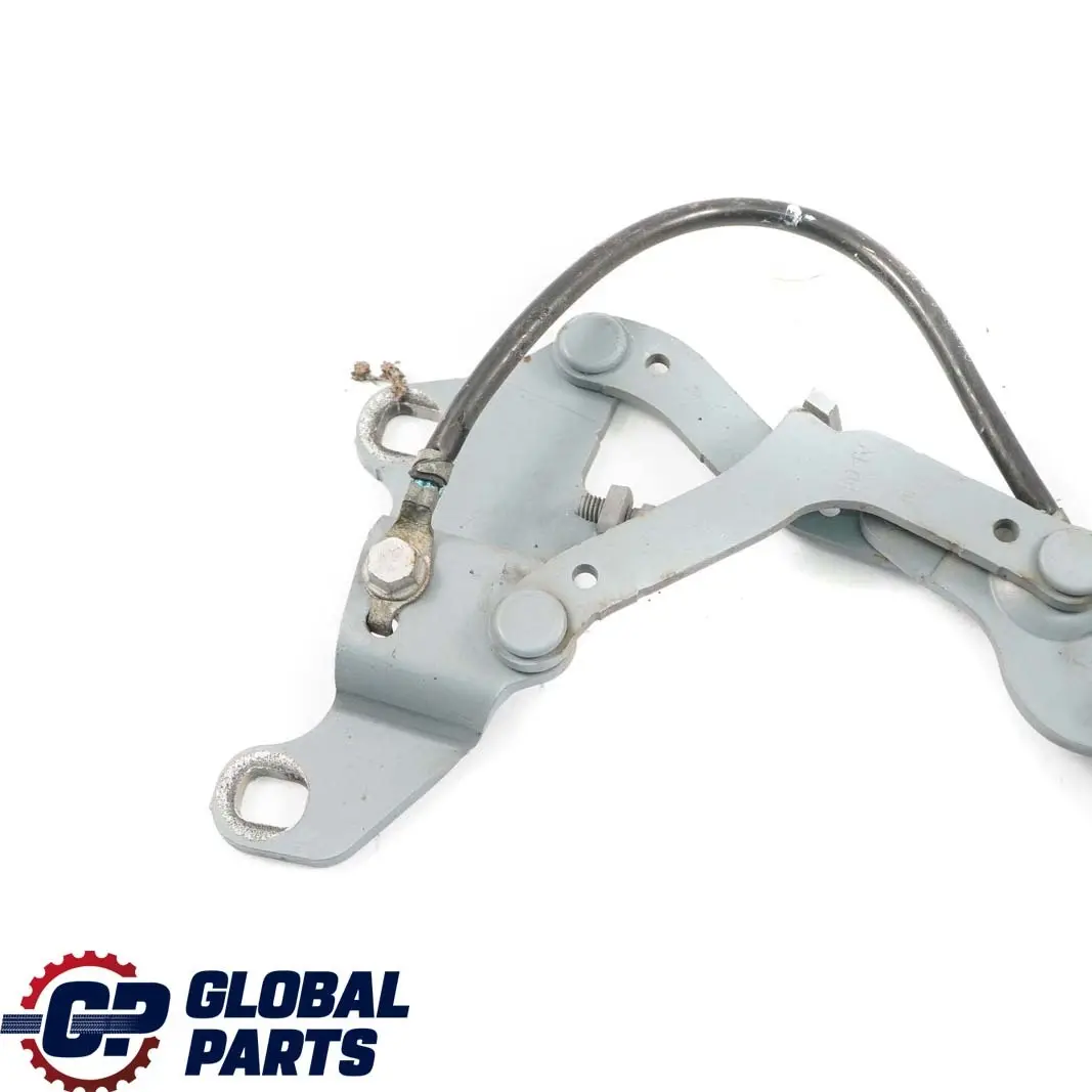 Bisagra Delantera Izquierda Del Capó Arktis Metallic A34 para BMW 3 E90 E92 con número de pieza 7115263 BMW 3 E90 E92 Bisagra Delantera Izquierda Del Capó Arktis Metallic A34 - SKU 7115263-AM - Número de pieza 7115263