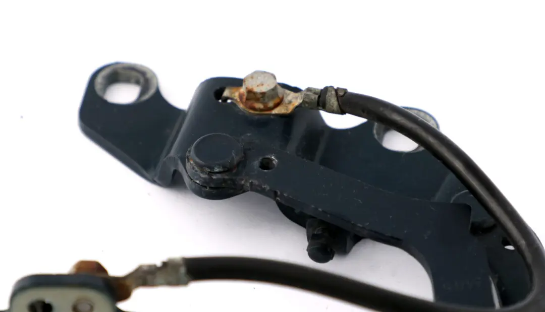 Charniere Rabat a Gauche Bleu Monaco A35 pour BMW 3 E90 E91 à propos du numéro de pièce 7115263 BMW 3 E90 E91 Charniere Rabat a Gauche Bleu Monaco A35 - SKU 7115263-MB - Numéro de pièce 7115263