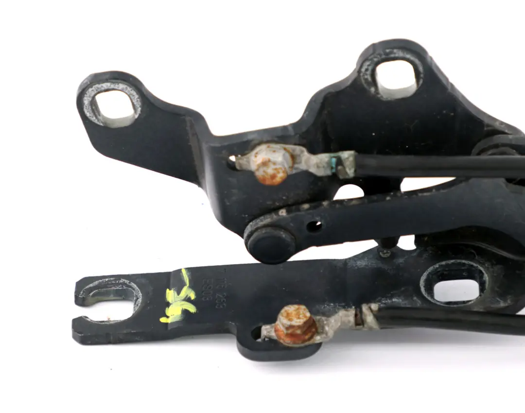 Front Left Engine Bonnet Hinge N/S Sparkling Graphite to BMW 3 Series E90 with Part number 7115263 BMW 3 Series E90 Front Left Engine Bonnet Hinge N/S Sparkling Graphite - SKU 7115263-SG - Part number 7115263