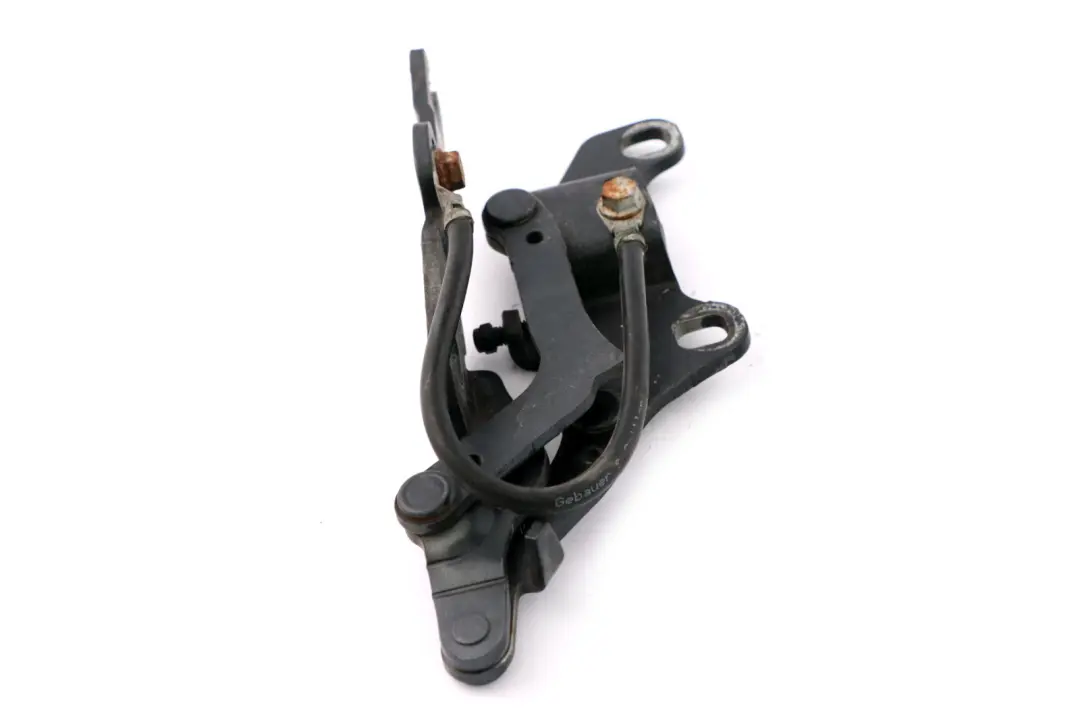 Cardine Lembo Anteriore SX Frizzante Grafite per BMW E90 E91 con numero di parte 7115263 BMW E90 E91 Cardine Lembo Anteriore SX Frizzante Grafite - SKU 7115263-SG - Numero di parte 7115263