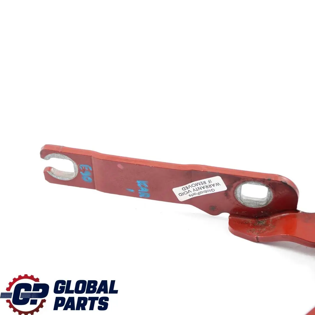 Cardine Lembo Anteriore Dx Rosso-Cremisi Karmesin Red per BMW E90 E91 con numero di parte 7115264 BMW E90 E91 Cardine Lembo Anteriore Dx Rosso-Cremisi Karmesin Red - SKU 7115264-KAR - Numero di parte 7115264