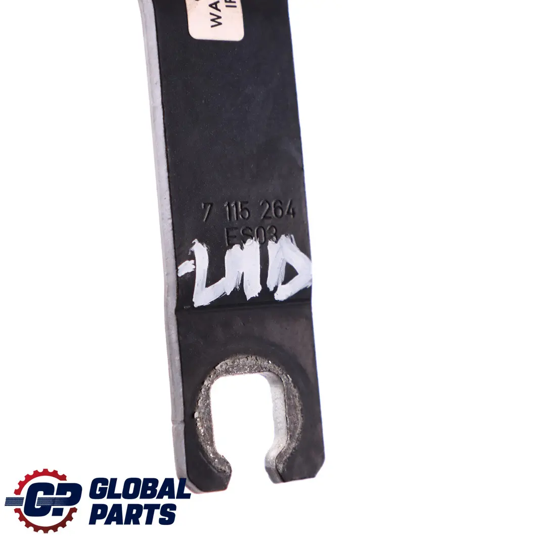 Cerniera anteriore destra del cofano motore Le Mans Blau Blue 381 per BMW E90 E92 con numero di parte 7115264 BMW E90 E92 Cerniera anteriore destra del cofano motore Le Mans Blau Blue 381 - SKU 7115264-LMB - Numero di parte 7115264