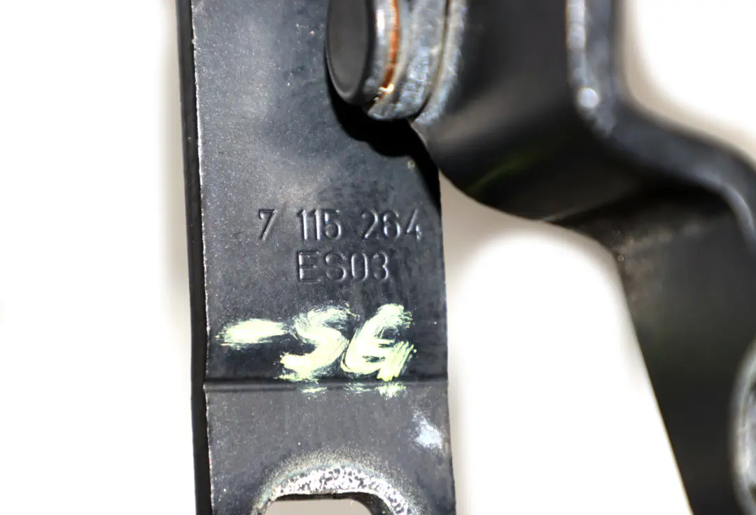 Front Right Engine Bonnet Hinge O/S Sparkling Graphite 7115264 to BMW 3 Series E90 with Part number 7210678 BMW 3 Series E90 Front Right Engine Bonnet Hinge O/S Sparkling Graphite 7115264 - SKU 7115264-SG - Part number 7210678