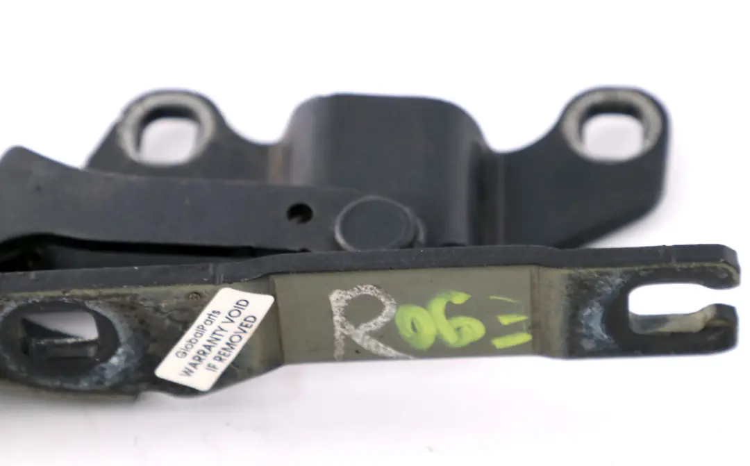 Front Right Engine Bonnet Hinge O/S Sparkling Graphite 7115264 to BMW 3 Series E90 with Part number 7210678 BMW 3 Series E90 Front Right Engine Bonnet Hinge O/S Sparkling Graphite 7115264 - SKU 7115264-SG - Part number 7210678