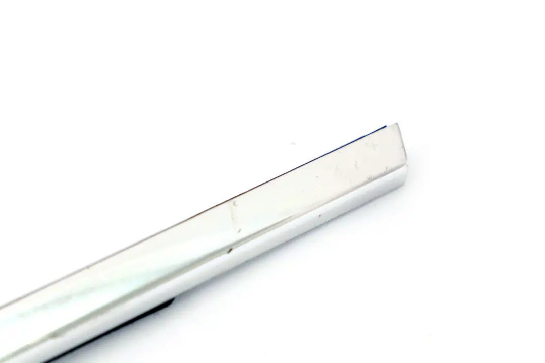 BMW 3 E61 E61N LCI Plaque D'egout Porte Exterieur Arriere Gauche Chrome - SKU 7115421 - Numéro de pièce 7115421