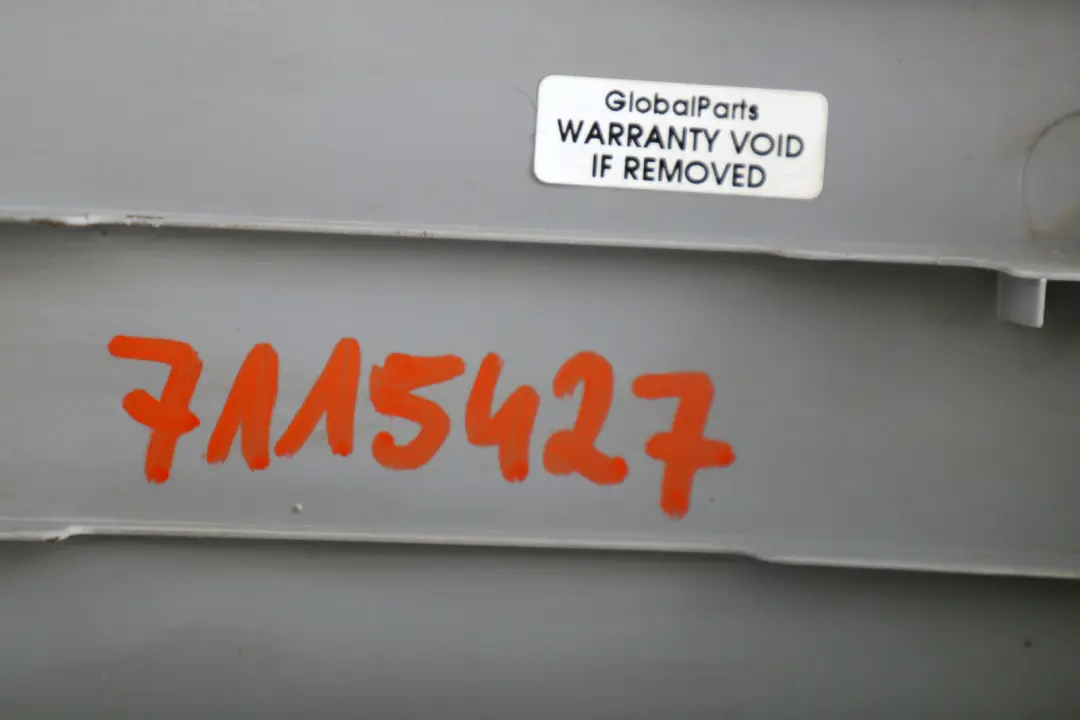 1er-Reihe E87 Abdeckung B-Säule unten links Alaskagrau Grey 5143 für BMW mit Teilenummer 7115427 BMW 1er-Reihe E87 Abdeckung B-Säule unten links Alaskagrau Grey 5143 - SKU 7115427 - Teilenummer 7115427