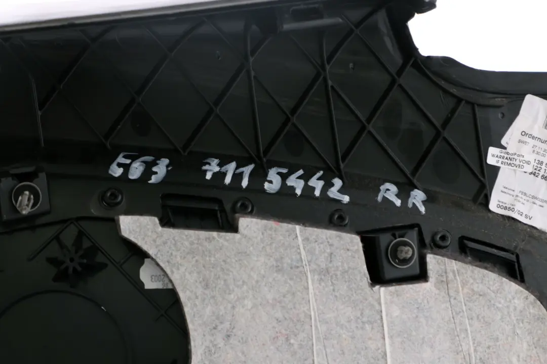 Reihe E63 E64 Seitenverkleidung Leder hinten links Dakota Schwarz für BMW 6 mit Teilenummer 7115442 BMW 6 Reihe E63 E64 Seitenverkleidung Leder hinten links Dakota Schwarz - SKU 7115442 - Teilenummer 7115442