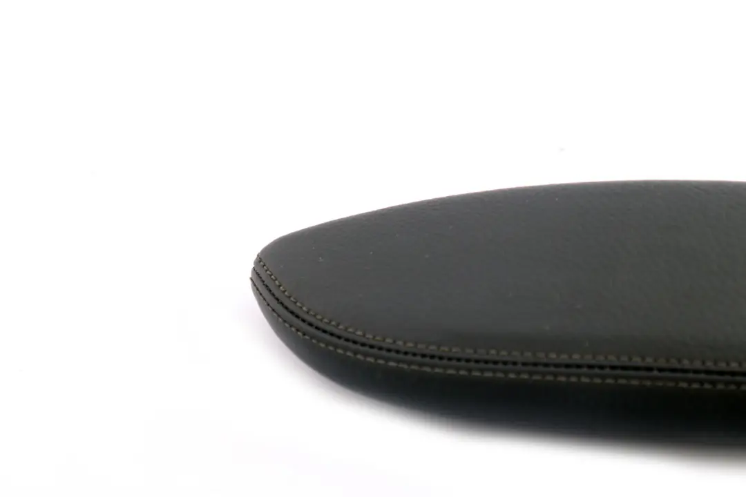 Softpad Armlehne Türverkleidung Hinte Links Basaltgrau Grau für BMW 6 er E63 E64 mit Teilenummer 7115487 BMW 6 er E63 E64 Softpad Armlehne Türverkleidung Hinte Links Basaltgrau Grau - SKU 7115487 - Teilenummer 7115487