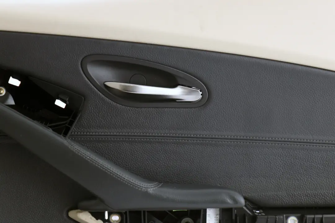 Türverkleidung Leder Rechts CREAMBEIGE Beige Leder für BMW 6 er E63 E64 mit Teilenummer 7115508 BMW 6 er E63 E64 Türverkleidung Leder Rechts CREAMBEIGE Beige Leder - SKU 7115508 - Teilenummer 7115508
