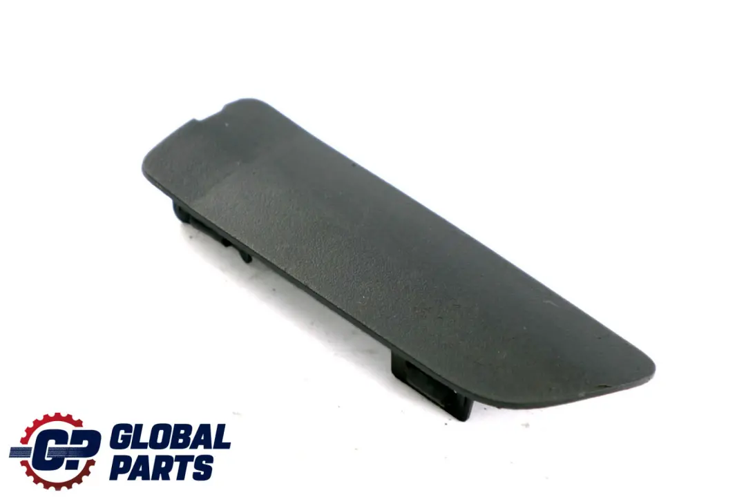 BMW X5 E53 Tapa Ojo De Remolque Parachoques Delantero Derecho Negro - SKU 7116672 - Número de pieza 7116672