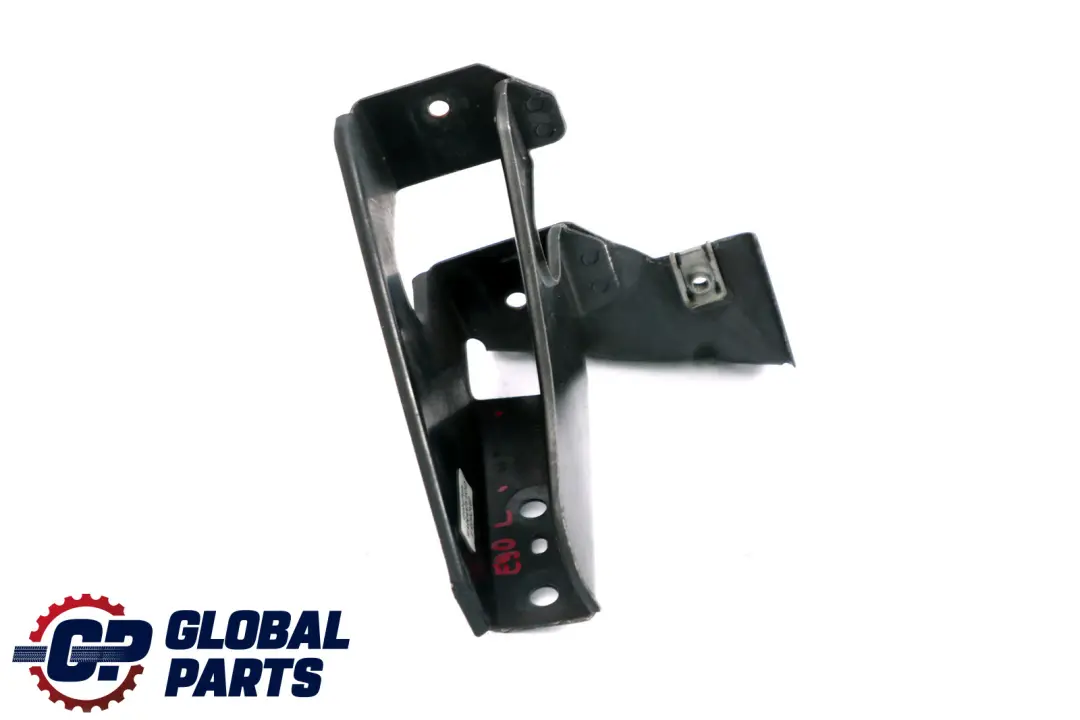 Wspornik Uchwyt Płyta Maski Lewo do BMW E90 E92 E93 o numerze 51647116705 BMW E90 E92 E93 Wspornik Uchwyt Płyta Maski Lewo - SKU 7116705 - Numer Części 51647116705