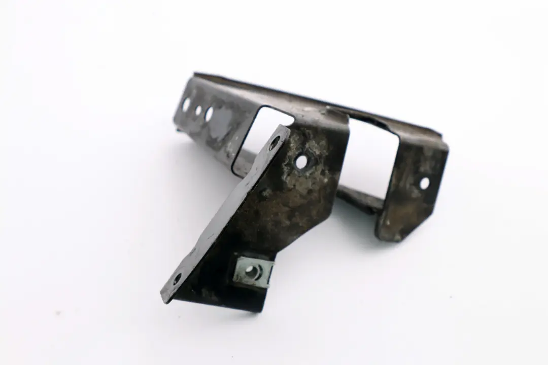BMW E90 E92 E93 Wspornik Uchwyt Maski Prawy - SKU 7116706 - Numer Części 7116706