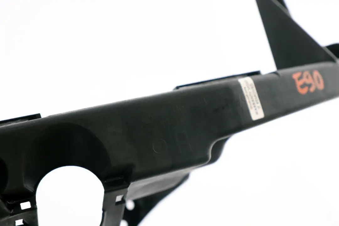 Brazo De Soporte del Faro Delantero Derecho para BMW E90 E91 con número de pieza 7116708 BMW E90 E91 Brazo De Soporte del Faro Delantero Derecho - SKU 7116708 - Número de pieza 7116708