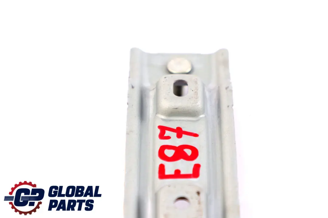 Staffa Console Centrale BMW E81 E82 E87 E88 Mount per con numero di parte 7116709 Staffa Console Centrale BMW E81 E82 E87 E88 Mount - SKU 7116709 - Numero di parte 7116709