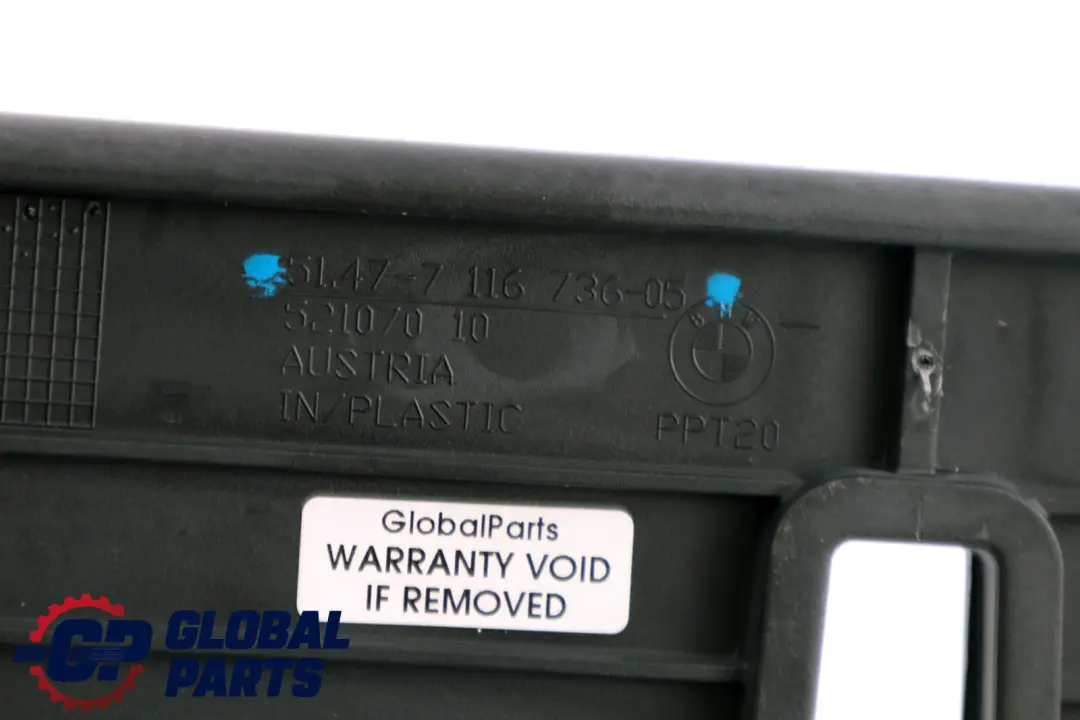 BMW 5 Series E61 Touring Boot Trunk Lid Trim Short Dividing Element - SKU 7116736 - Part number 51477116739