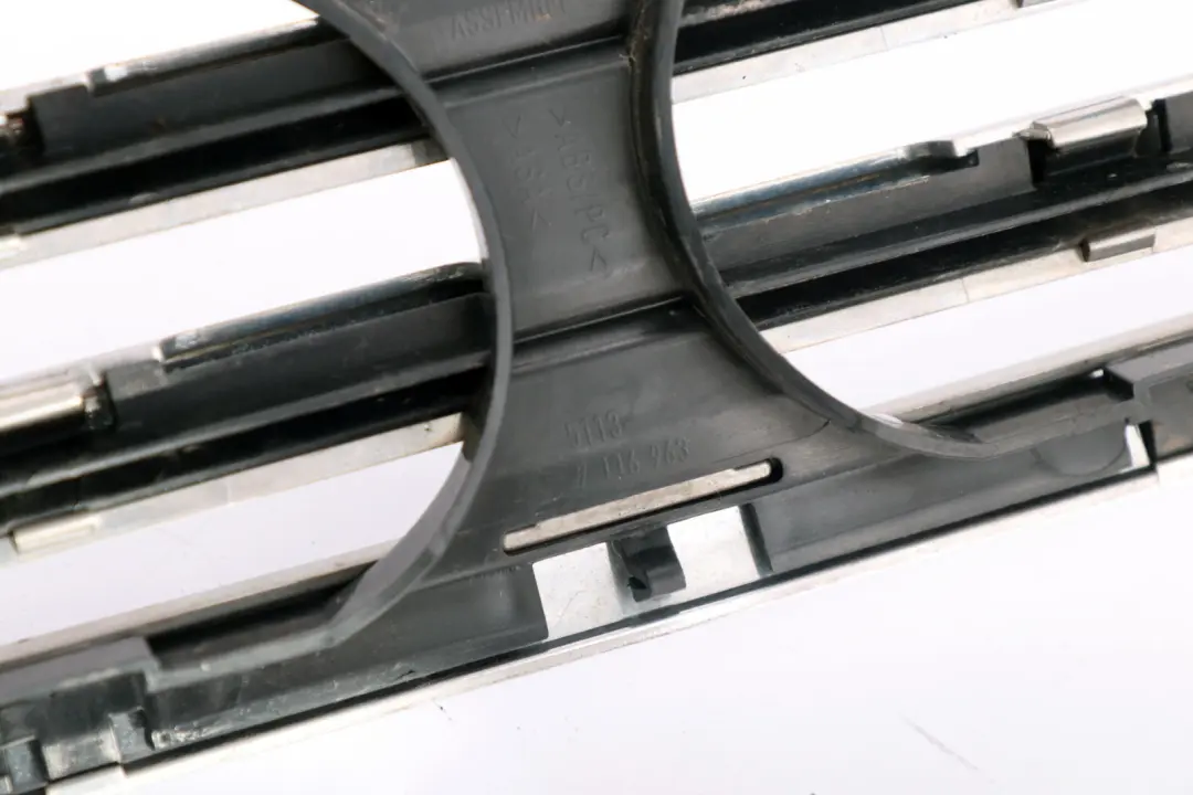 Front Bumper Chrome Grill Gille Bonnet Chrome to Mini Cooper R50 with Part number 7116963 Mini Cooper R50 Front Bumper Chrome Grill Gille Bonnet Chrome - SKU 7116963 - Part number 7116963