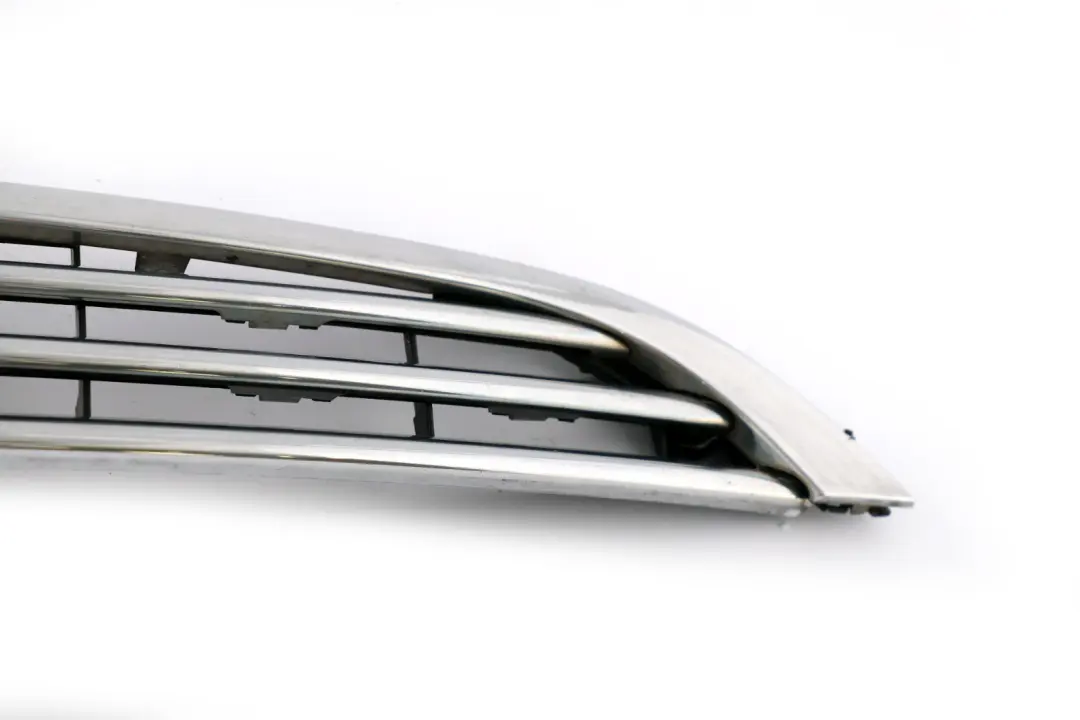 Paraurti Anteriore Cromato Griglia Gille Bonnet Chrome per Mini Cooper R50 con numero di parte 7116963 Mini Cooper R50 Paraurti Anteriore Cromato Griglia Gille Bonnet Chrome - SKU 7116963 - Numero di parte 7116963