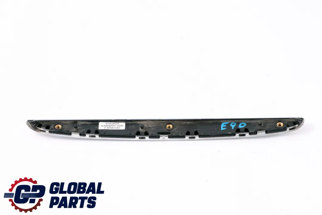 BMW E90 E91 Capot Moteur Capot Gauche Garniture Supérieure Supérieure - SKU 7117241 - Numéro de pièce 7117241