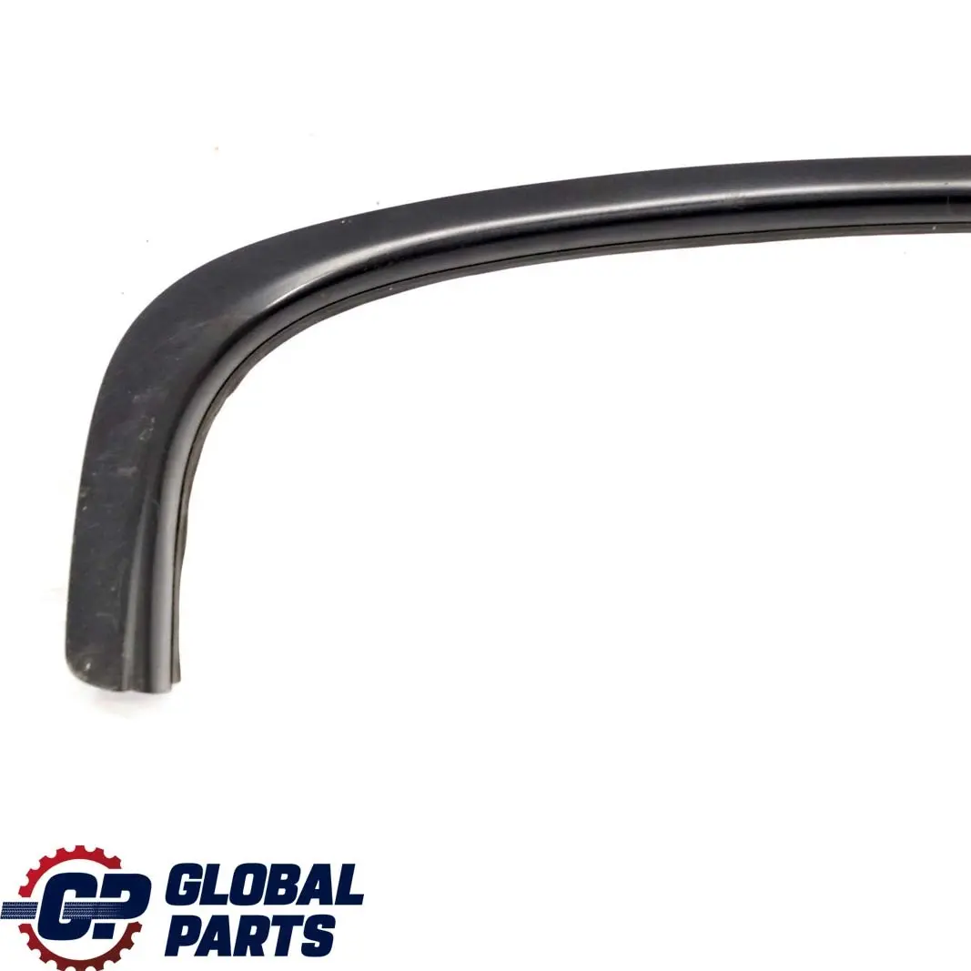 Modanatura Telaio Laterale Posteriore Destra Nero Opaco per BMW E90 con numero di parte 7117244 BMW E90 Modanatura Telaio Laterale Posteriore Destra Nero Opaco - SKU 7117244-1 - Numero di parte 7117244