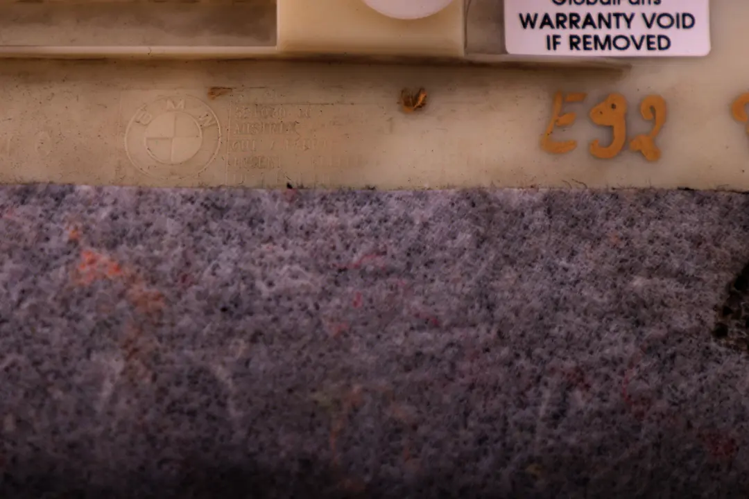 3er E92 Abdeckung Säule C Rechts O/S Grau für BMW mit Teilenummer 7117474 BMW 3er E92 Abdeckung Säule C Rechts O/S Grau - SKU 7117474 - Teilenummer 7117474