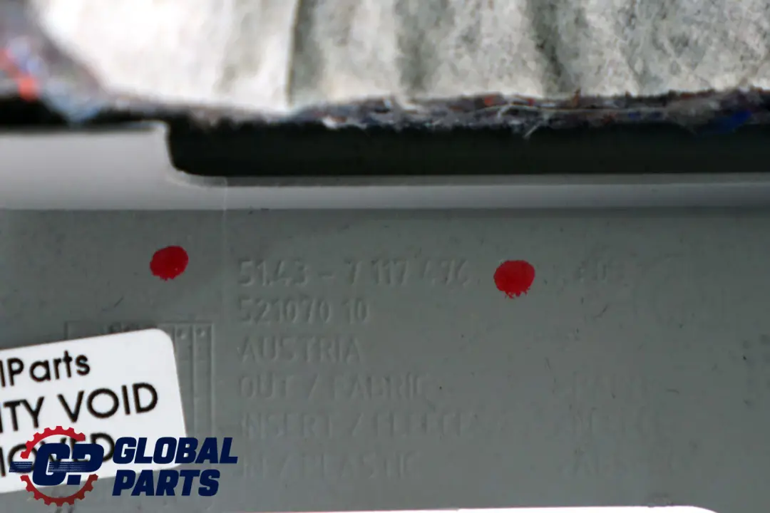 BMW E91 Osłona słupka prawa szara - SKU 7117476 - Numer Części 7117476