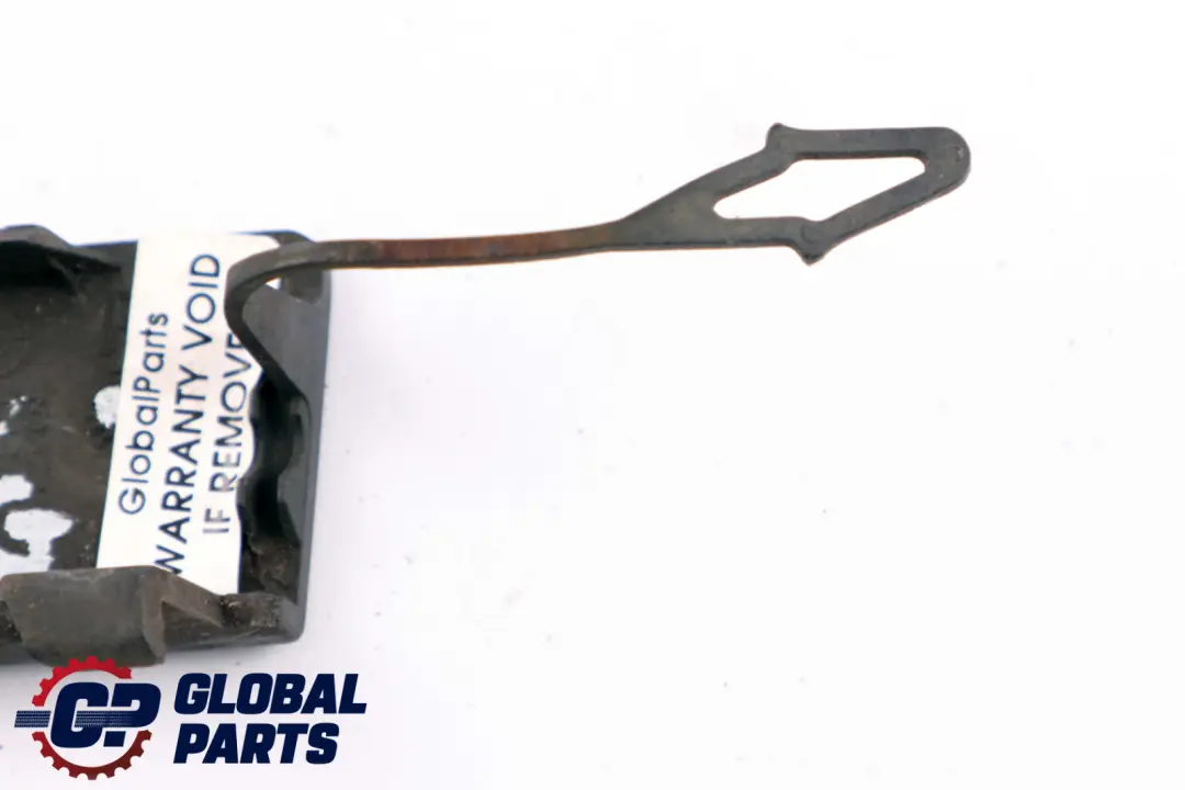 BMW E87 Flap Towing Eye Front Bumper Sparkling Graphite A22 - SKU 7117623-SG - Número de pieza 7117623