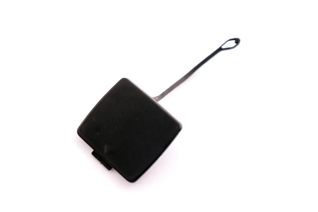 Flap Ojo De Remolque Tapa Parachoques Trasero Zafiro Negro 7117625 para BMW E87 con número de pieza 0032634 BMW E87 Flap Ojo De Remolque Tapa Parachoques Trasero Zafiro Negro 7117625 - SKU 7117625-BS - Número de pieza 0032634