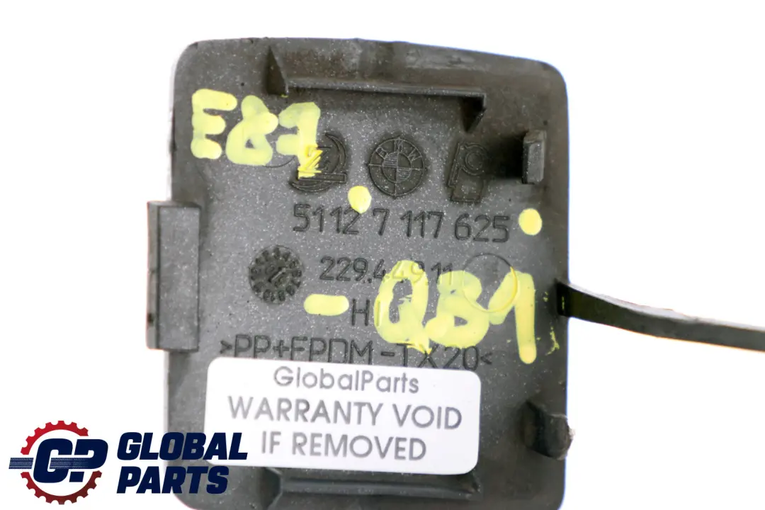 Klappe Abschleppöse Lackiert Quarzblau Blau Metallic für BMW 1 er E87 mit Teilenummer 7117625 BMW 1 er E87 Klappe Abschleppöse Lackiert Quarzblau Blau Metallic - SKU 7117625-QB1 - Teilenummer 7117625