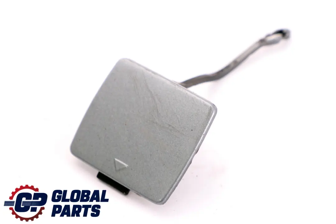 Klappe Abschleppöse Lackiert Quarzblau Blau Metallic für BMW 1 er E87 mit Teilenummer 7117625 BMW 1 er E87 Klappe Abschleppöse Lackiert Quarzblau Blau Metallic - SKU 7117625-QB1 - Teilenummer 7117625