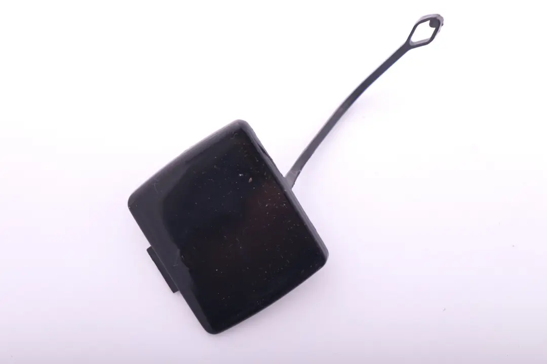 BMW E87 Flap Towing Eye Tapa Parachoques Trasero Schwarz 2 Negro 7117625 - SKU 7117625-SCH - Número de pieza 0032634