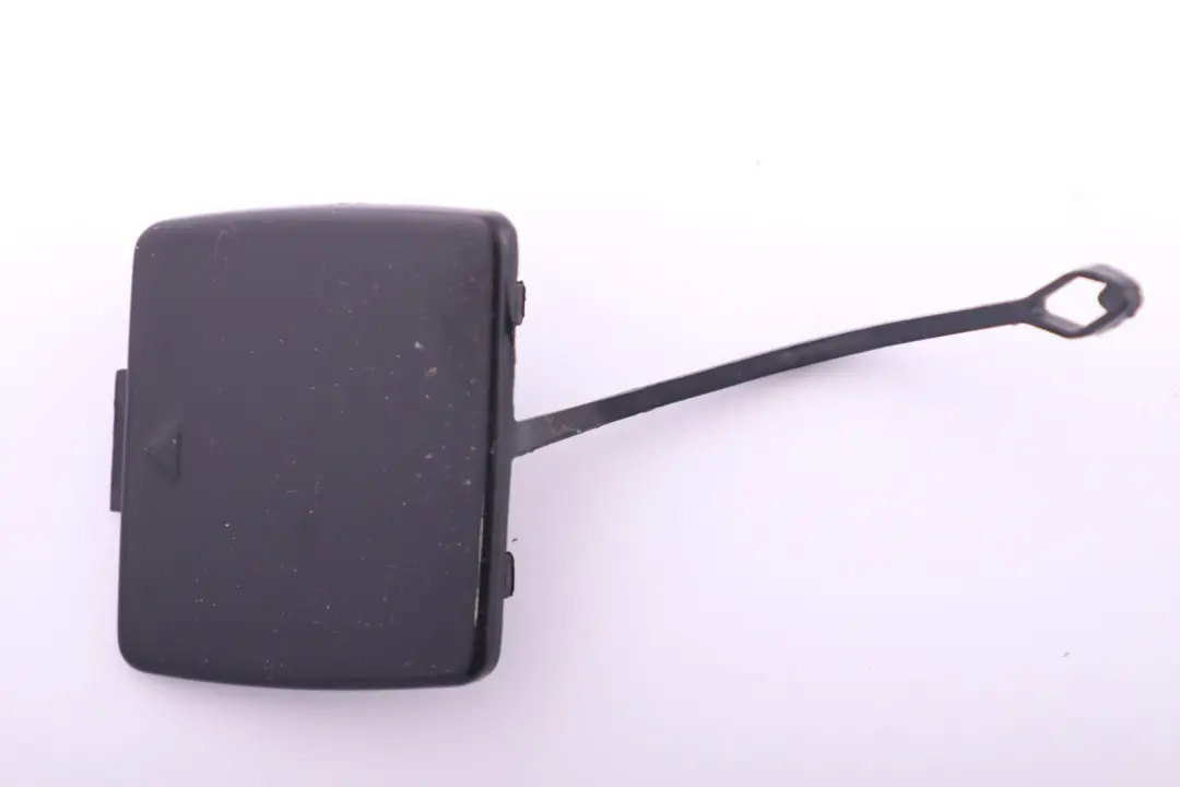 BMW E87 Flap Towing Eye Tapa Parachoques Trasero Schwarz 2 Negro 7117625 - SKU 7117625-SCH - Número de pieza 0032634