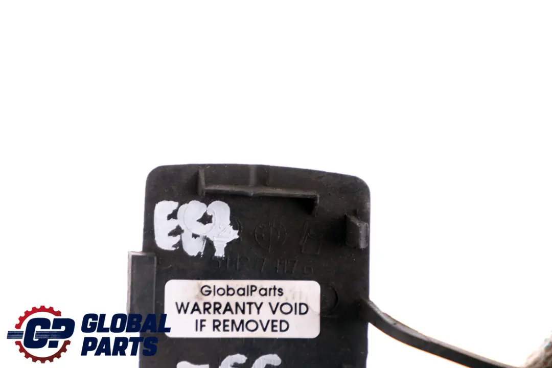 BMW E87 Flap Ojo De Remolque Tapa Parachoques Trasero Sparkling Graphite - SKU 7117625-SG - Número de pieza 7117625