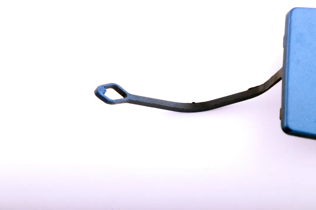 Sportello Occhielli per Rimorchio Verniciato Blu Sydney per BMW E87 con numero di parte 7117625 BMW E87 Sportello Occhielli per Rimorchio Verniciato Blu Sydney - SKU 7117625-SYD - Numero di parte 7117625