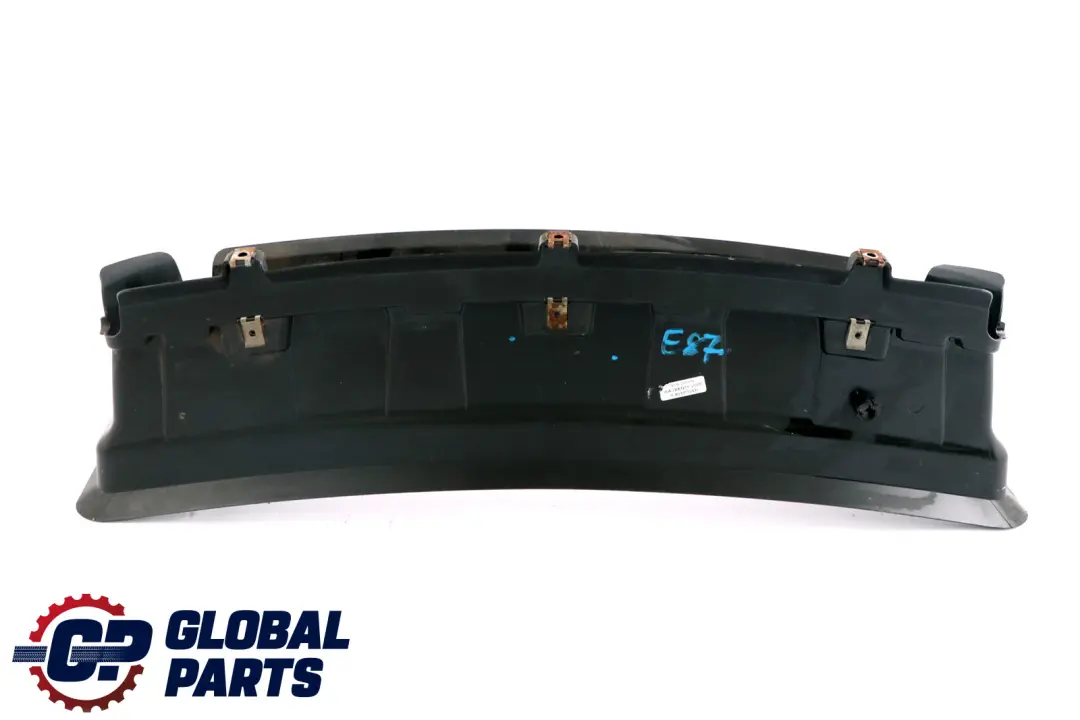 Guía Entrada Conducto Aire Inferior Parachoques Delantero para BMW E87 con número de pieza 7117629 BMW E87 Guía Entrada Conducto Aire Inferior Parachoques Delantero - SKU 7117629 - Número de pieza 7117629