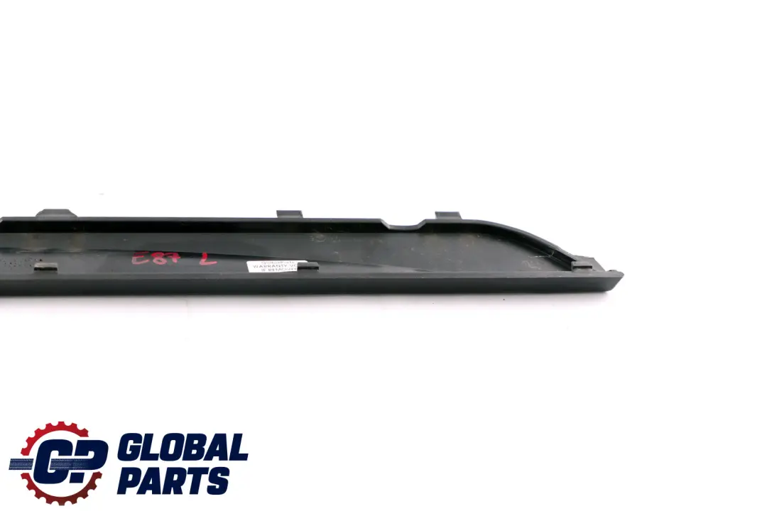 Front Left N/S Entrance Cover N/S to BMW 1 Series E87 E87N with Part number 7117633 BMW 1 Series E87 E87N Front Left N/S Entrance Cover N/S - SKU 7117633 - Part number 7117633
