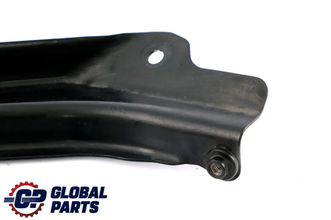 Halter Waschwasserbehälter Oben für BMW 5 er E60 E60N E61 E61N E63 E64 mit Teilenummer 7117646 BMW 5 er E60 E60N E61 E61N E63 E64 Halter Waschwasserbehälter Oben - SKU 7117646 - Teilenummer 7117646