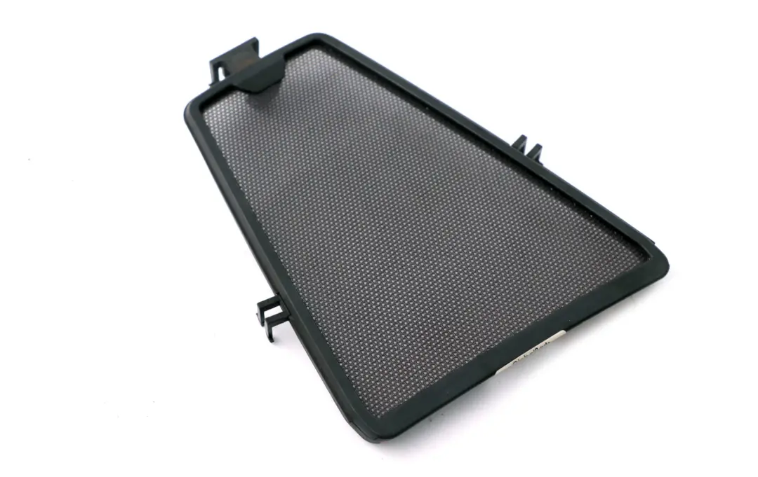 Deflector de viento Ley de Protección Derecho para BMW Z4 E85 con número de pieza 7117748 BMW Z4 E85 Deflector de viento Ley de Protección Derecho - SKU 7117748 - Número de pieza 7117748