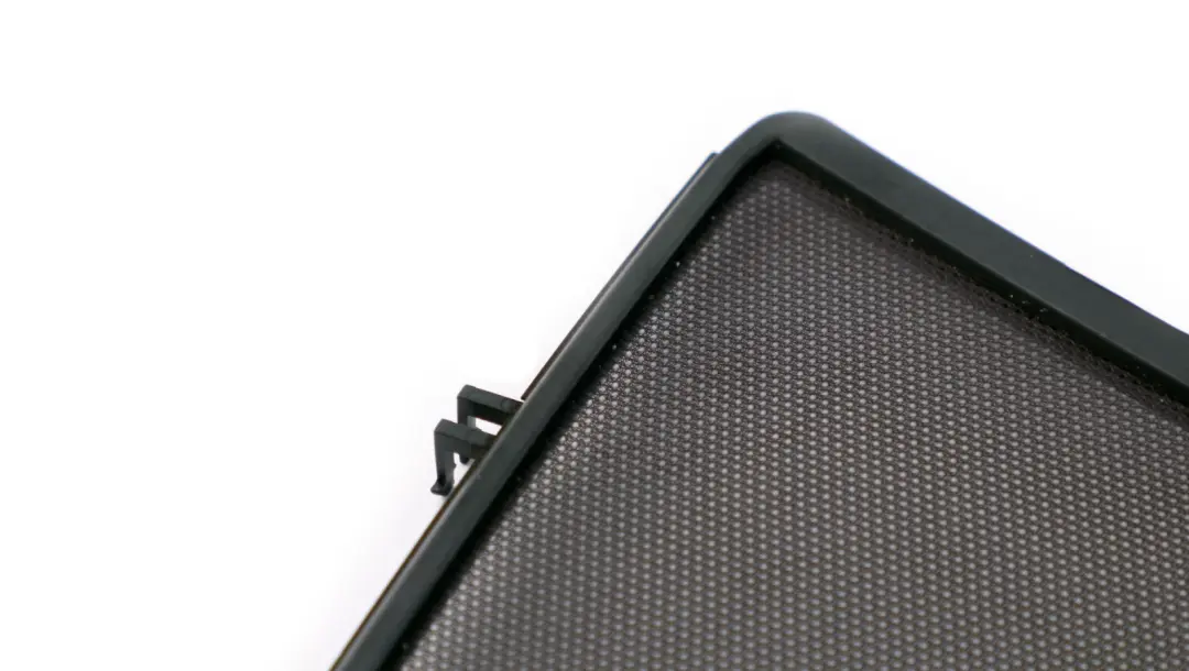 BMW Z4 Series E85 Wind Deflector Protection Law Right O/S - SKU 7117748 - Part number 7117748