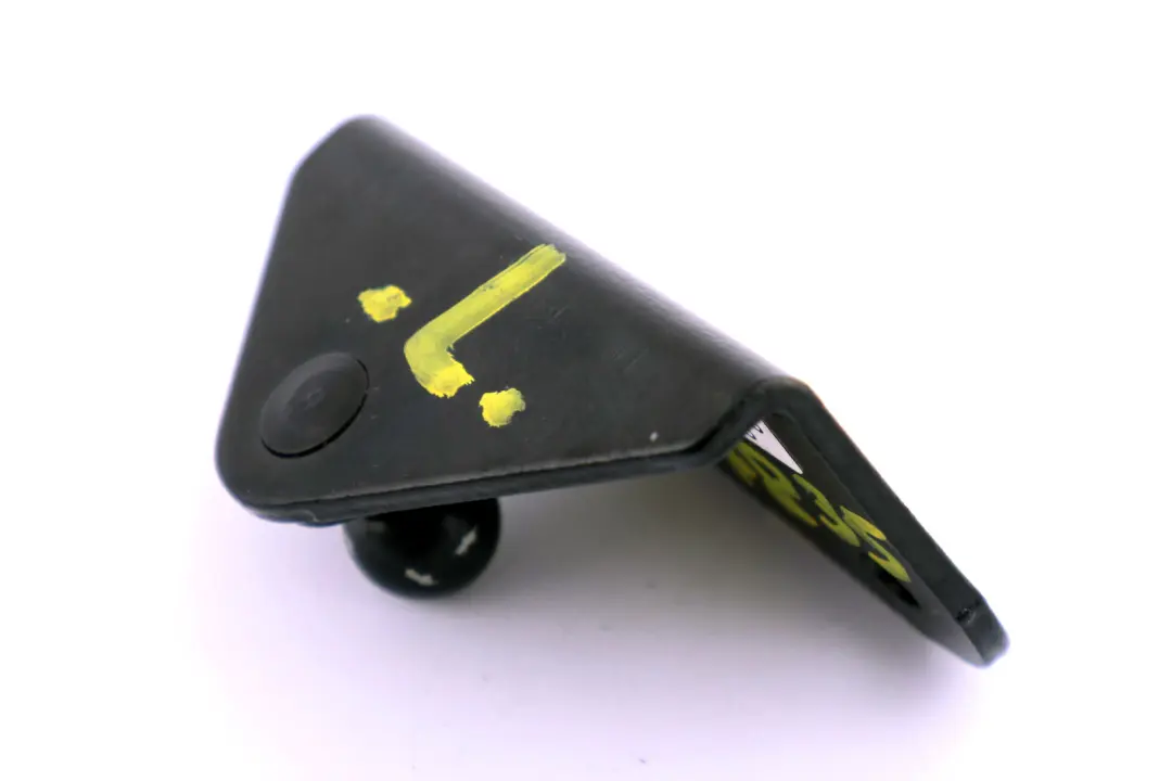 Bracket Gas Pressure Spring Left N/S to BMW 6 Series E64 LCI Cabrio with Part number 7117835 BMW 6 Series E64 LCI Cabrio Bracket Gas Pressure Spring Left N/S - SKU 7117835 - Part number 7117835