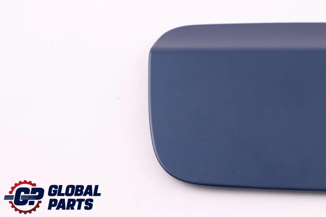 Klapka Wlewu Paliwa Le Mans Blau do BMW E92 LCI o numerze 7117978 BMW E92 LCI Klapka Wlewu Paliwa Le Mans Blau - SKU 7117978-LMB - Numer Części 7117978