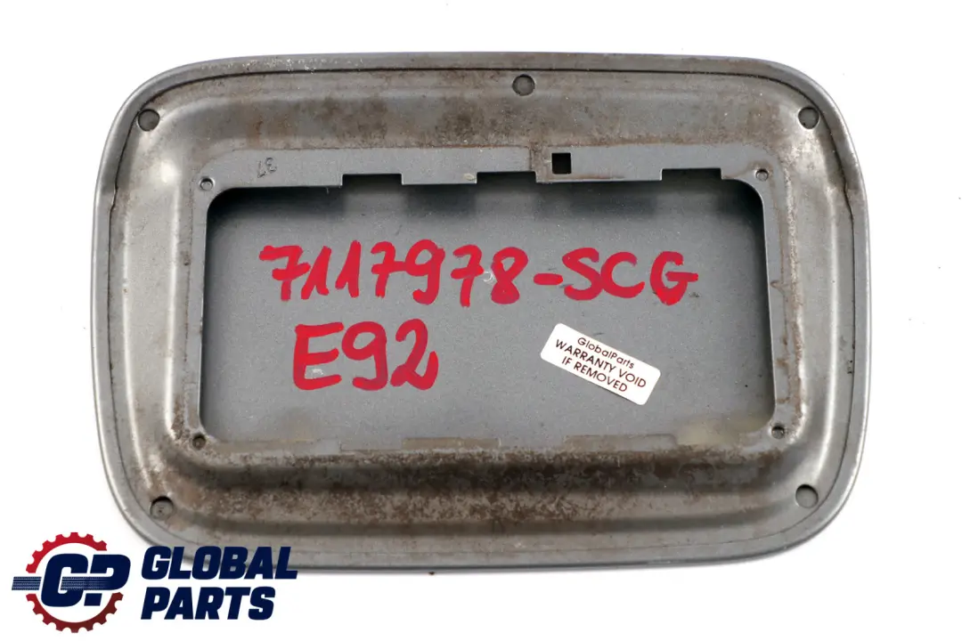Llenado De Combustible Tapa Spacegrau Metallic para BMW E92 LCI con número de pieza 7117978 BMW E92 LCI Llenado De Combustible Tapa Spacegrau Metallic - SKU 7117978-SCG - Número de pieza 7117978