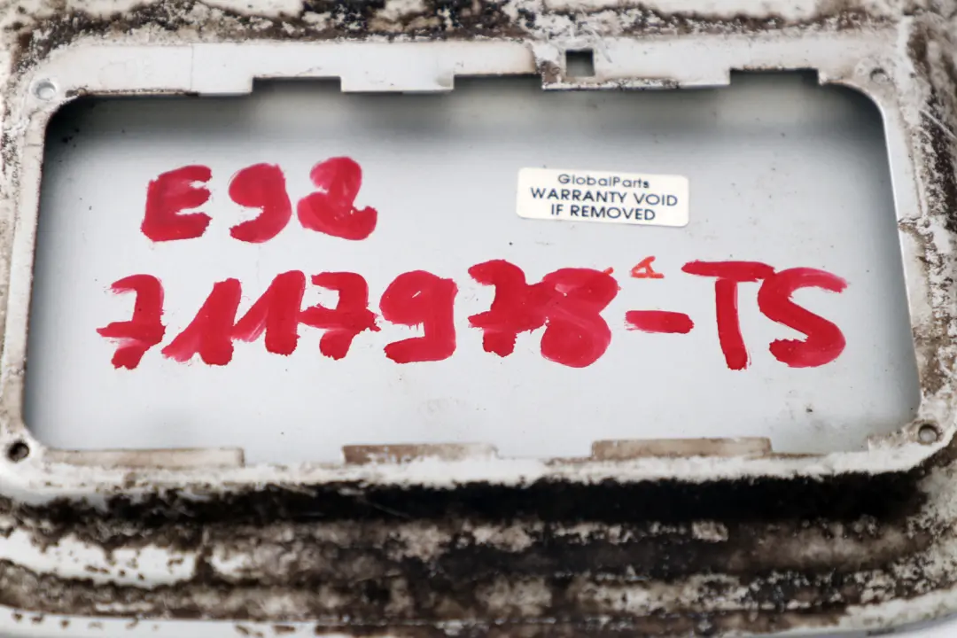 Ribalta Riempimento per BMW E92 E92N LCI con numero di parte 7117978 BMW E92 E92N LCI Ribalta Riempimento - SKU 7117978-TS - Numero di parte 7117978