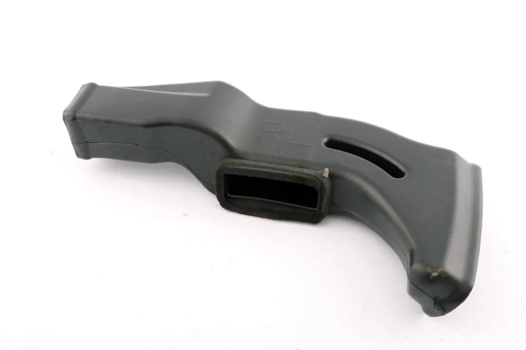 Luftkanal Für Heckheizung, für BMW E90 E91 E92 E93 mit Teilenummer 7118051 BMW E90 E91 E92 E93 Luftkanal Für Heckheizung, - SKU 7118051 - Teilenummer 7118051