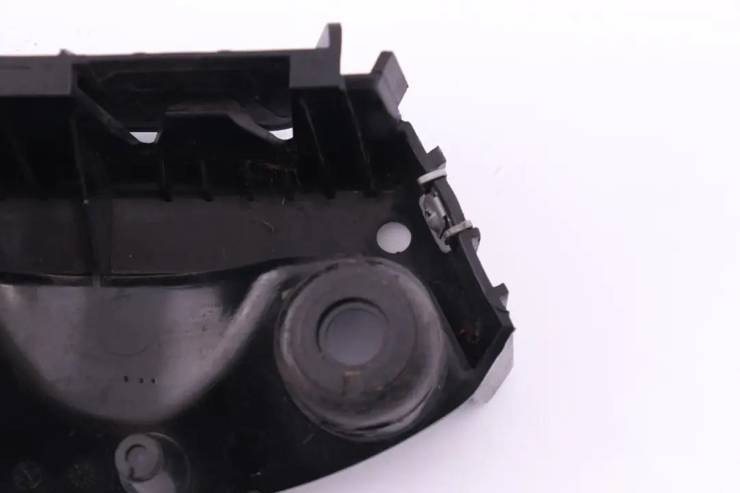 Parachoques Trasero Guia De Soporte Para Luz Trasera Derecha para BMW E90 con número de pieza 7118194 BMW E90 Parachoques Trasero Guia De Soporte Para Luz Trasera Derecha - SKU 7118194 - Número de pieza 7118194