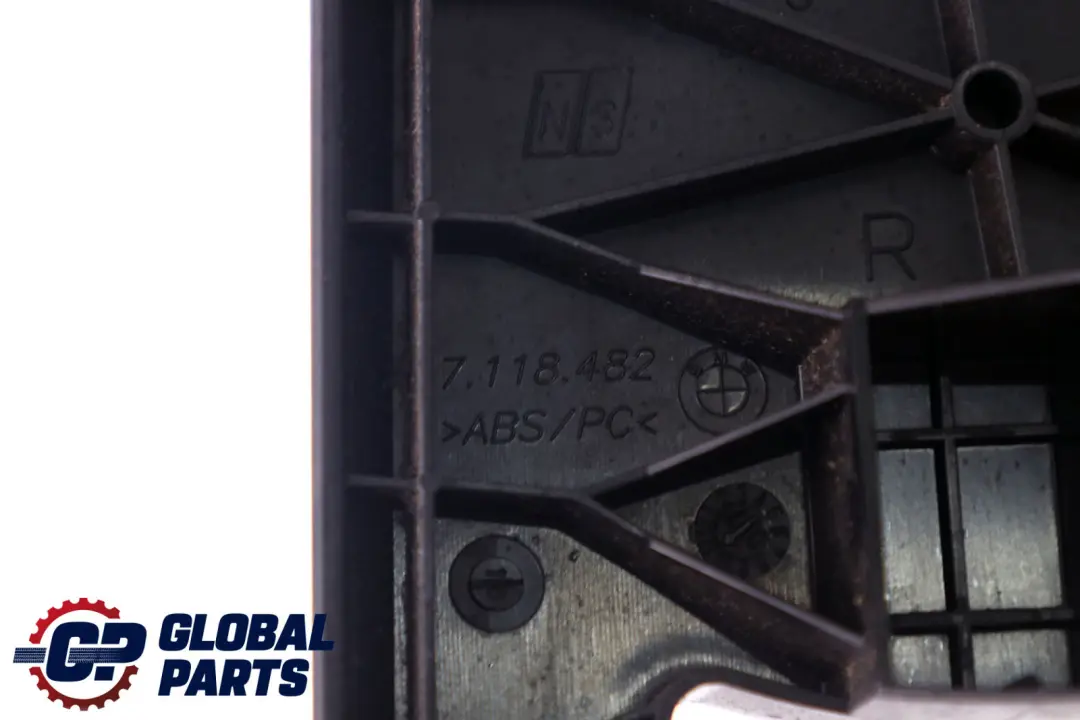 BMW 1 Reihe E87 E87N Blende Sitz Aussen Rechts Schwarz - SKU 7118482-3 - Teilenummer 7118482