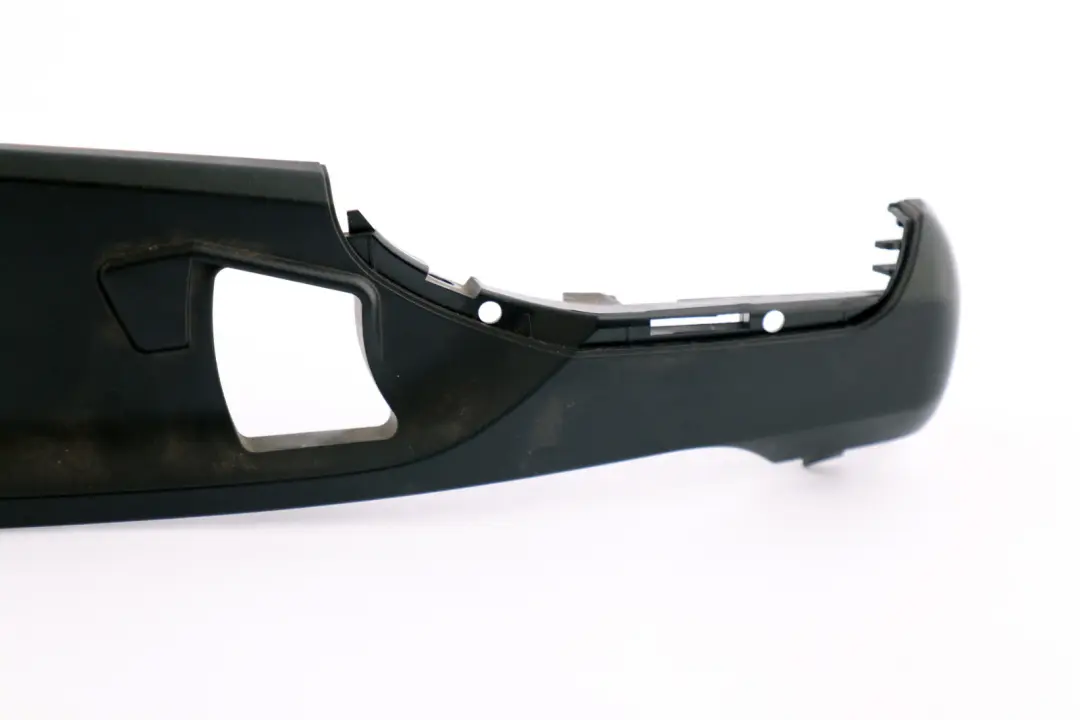 Garniture de siège extérieur gauche Noir pour BMW 1 X1 3 E87 E87N E90 E90N E91 E91N à propos du numéro de pièce 52107118483 BMW 1 X1 3 E87 E87N E90 E90N E91 E91N Garniture de siège extérieur gauche Noir - SKU 7118483 - Numéro de pièce 52107118483