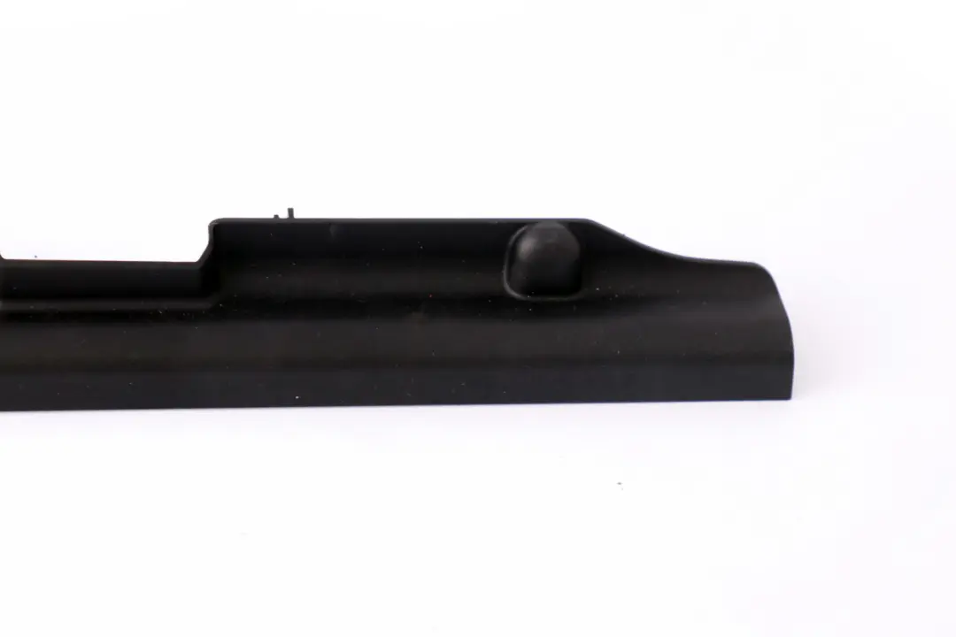 BMW 1 3 Reihe E81 E87 E90 LCI Blende Sitzschiene rechts Black Schwarz - SKU 7118490 - Teilenummer 7118490