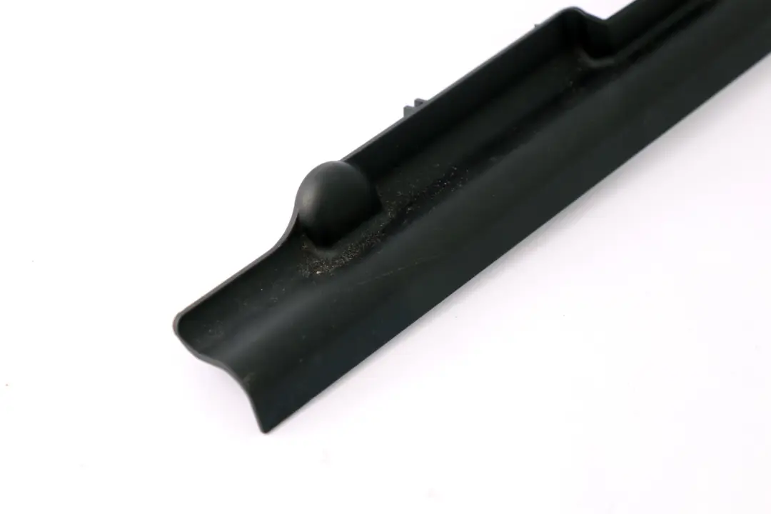 BMW 1 3 Reihe E81 E87 E90 LCI Blende Sitzschiene rechts Black Schwarz - SKU 7118490 - Teilenummer 7118490