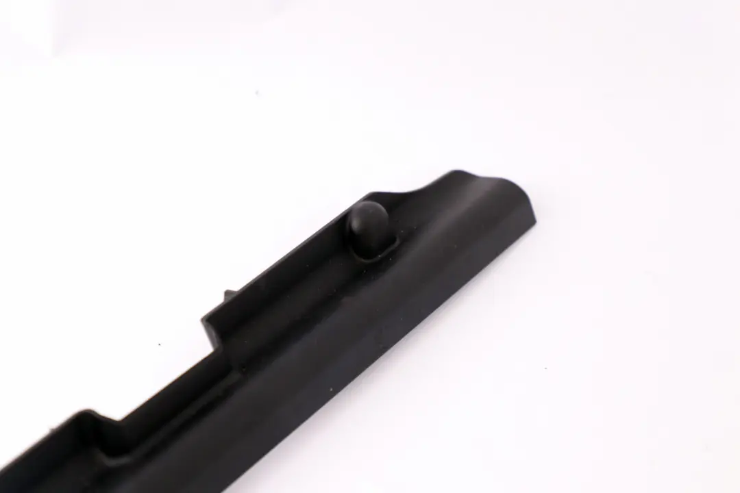 BMW E81 E87 E90 LCI Asiento Rail Tapa Derecha Negro - SKU 7118490 - Número de pieza 7118490